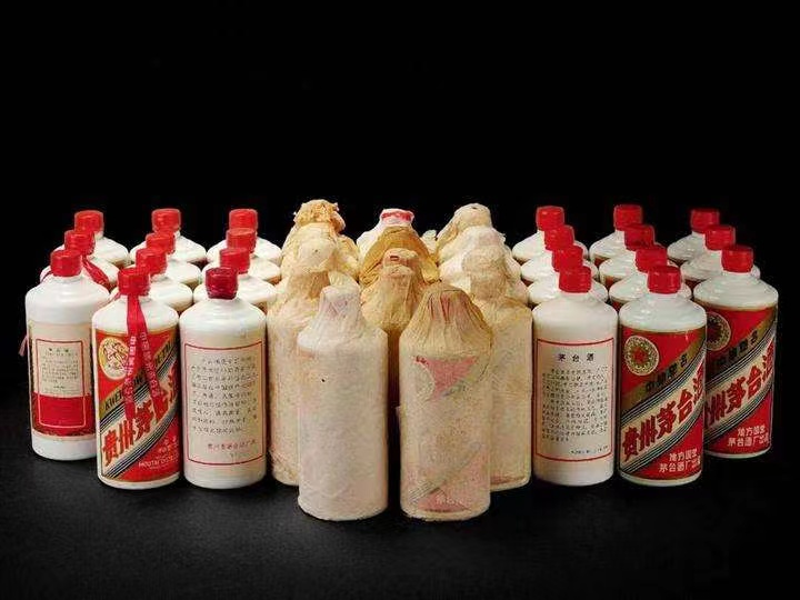 皮山日照岚山回收酒价格哪里回收(附近上门回收茅台酒）?